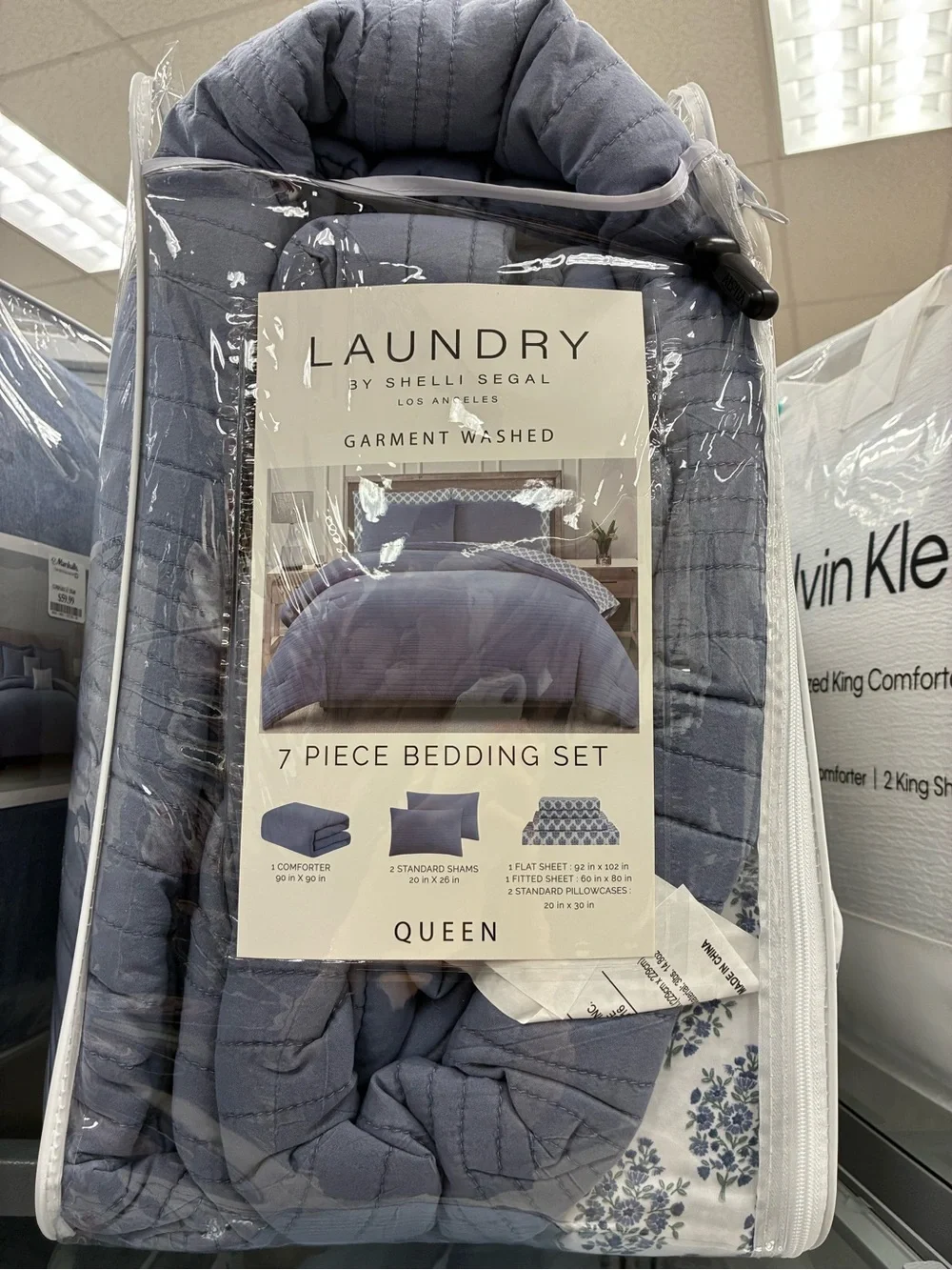 Laundry By Shelli Segal piece queen